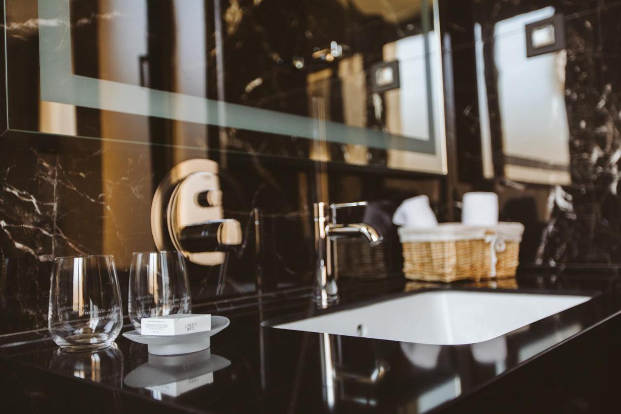Maccani Black Luxury Suites Beograd Eksteriør bilde